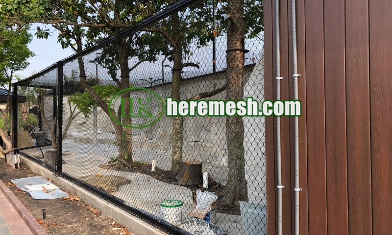 animal enclosure fencing