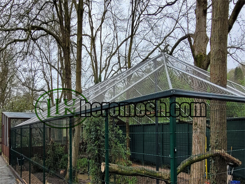 Stainless steel bird aviary roof netting